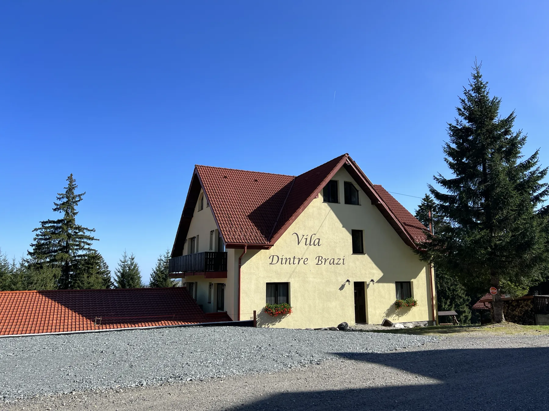 Vila 1 Exterior